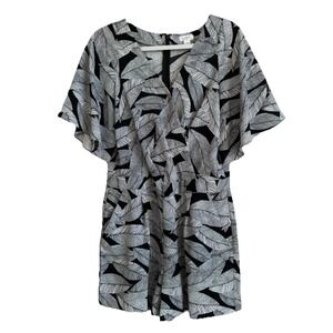 LOFT Fern Wrap Romper Black White Flounce Sleeves Women's Size 6 Waisted Pockets